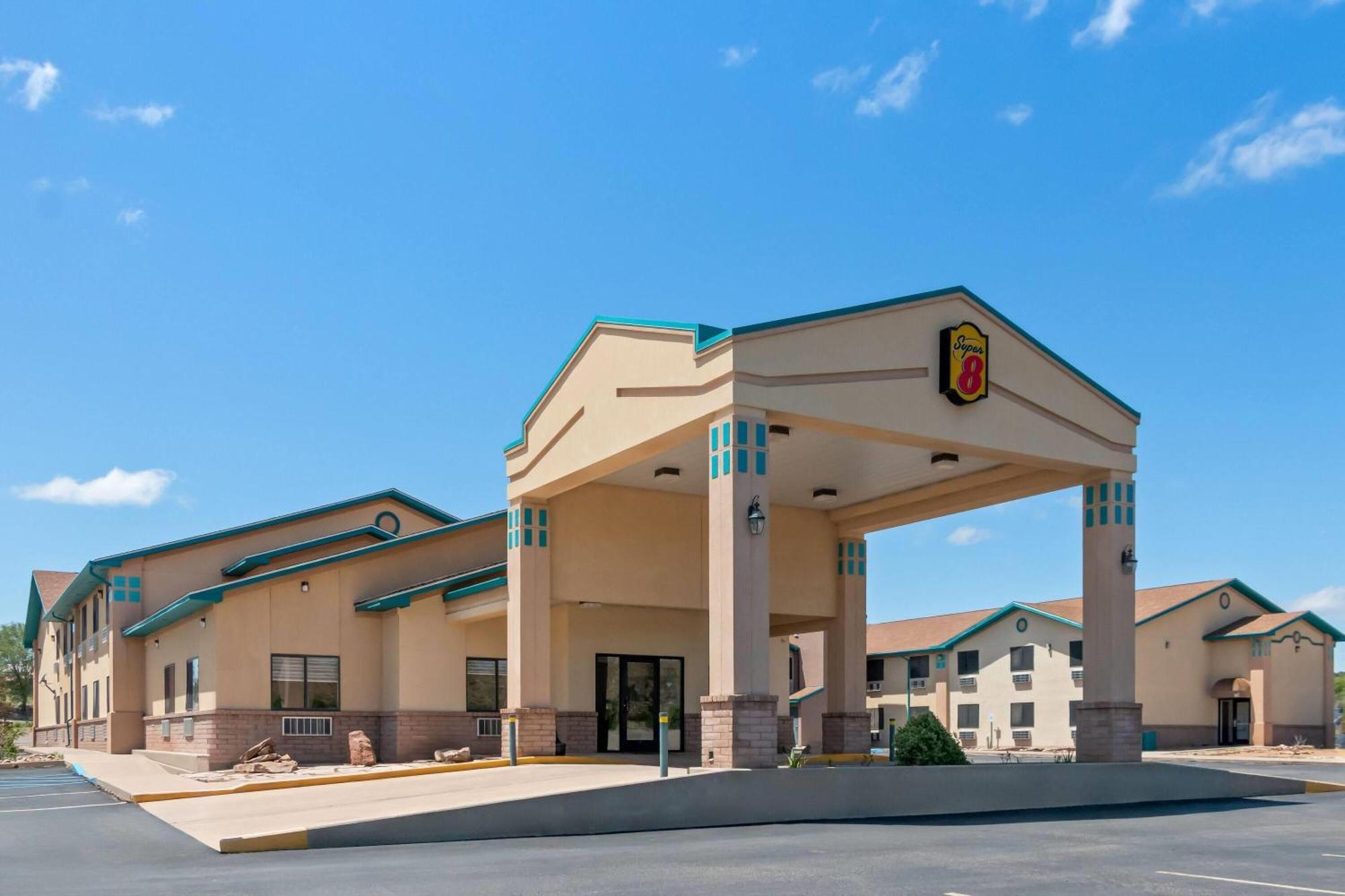 Super 8 By Wyndham Santa Rosa Hotel Eksteriør billede