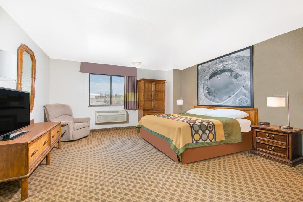 Super 8 By Wyndham Santa Rosa Hotel Eksteriør billede
